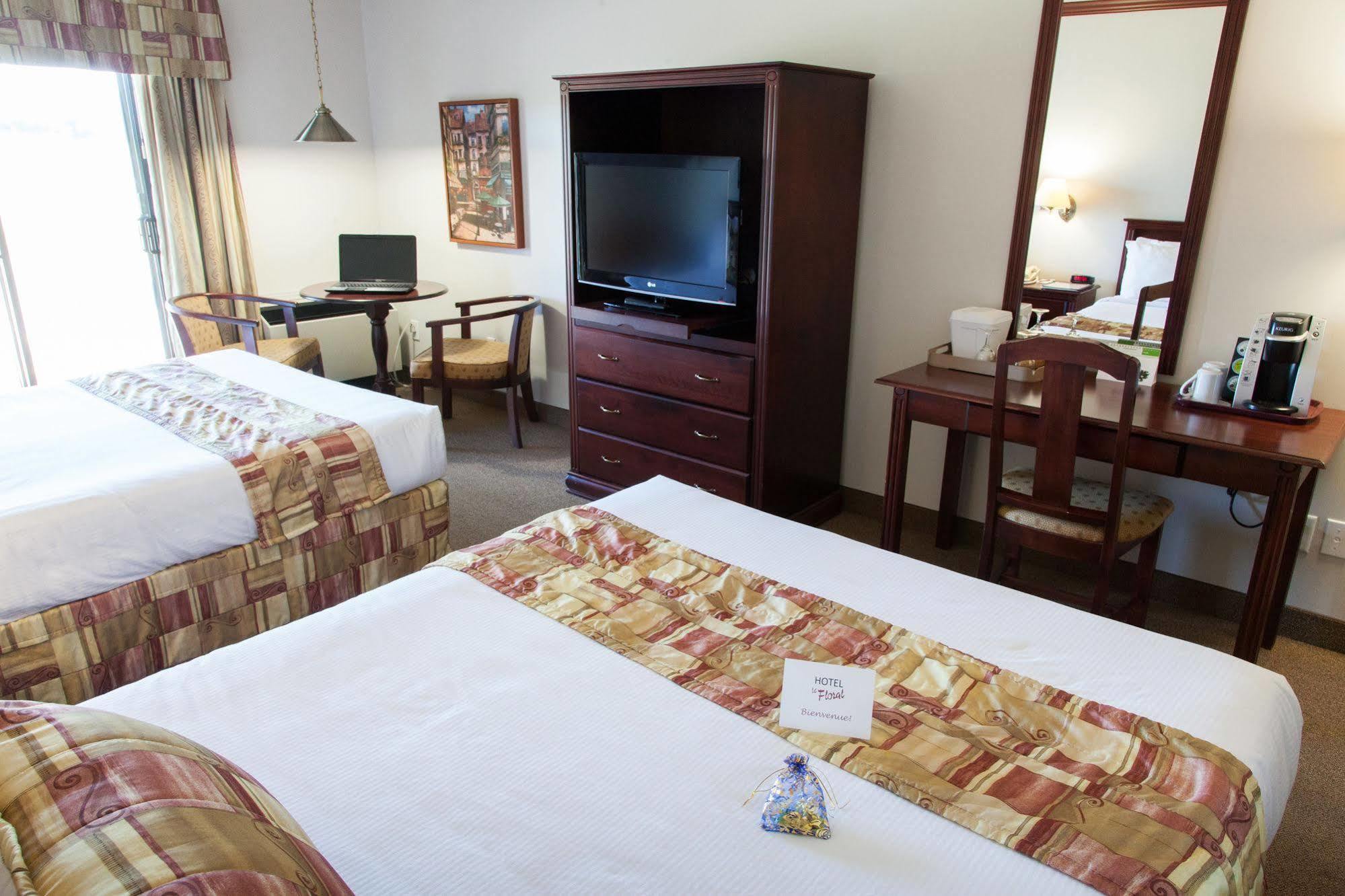 Hotel Le Floral シェルブルック エクステリア 写真